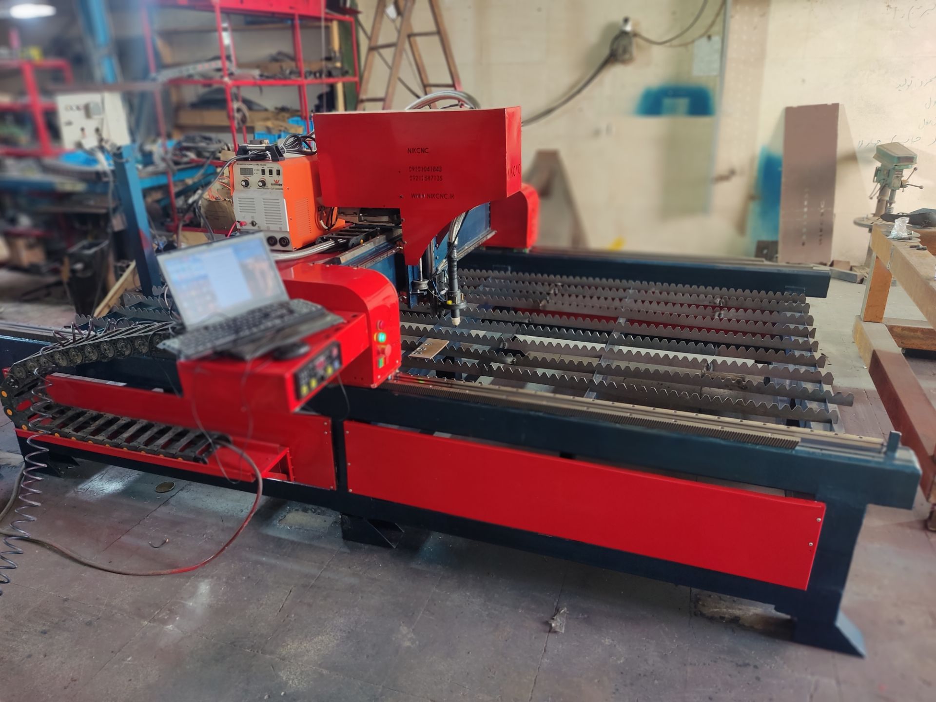 دستگاه cnc پلاسما و هپا گاز سایز دو متر در شش متر دارای هوا برش Plasma cnc